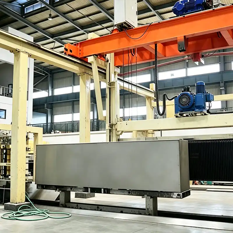 Tilting and Demoulding Crane-3